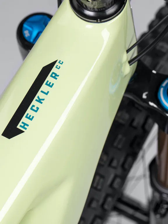 Santa Cruz Heckler Carbon 29 - S Kit - Gloss Avocado Green - 2023