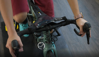 Saris Sweat Guard with Phone Holder