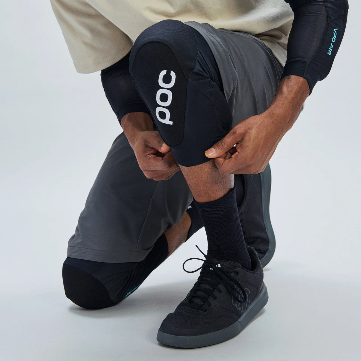 POC VPD Air Leg Pad - Uranium Black