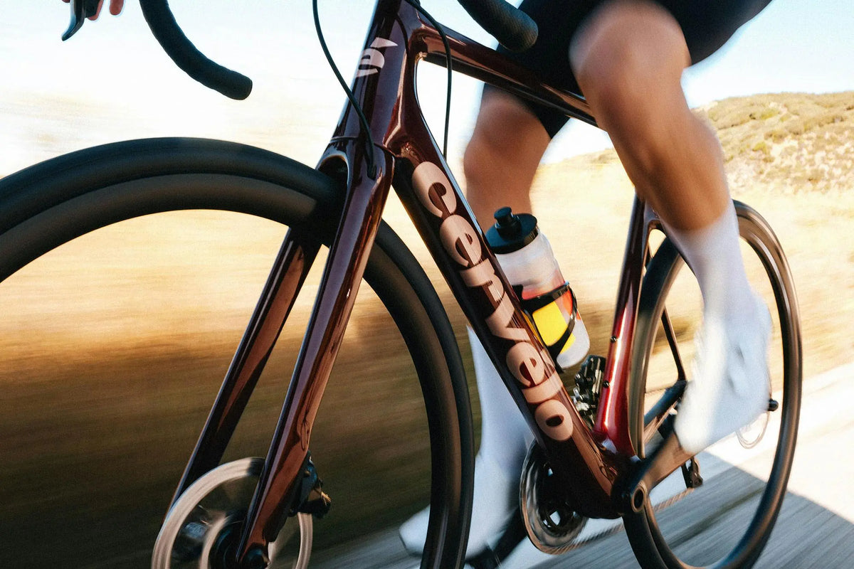 Cervelo Caledonia 700c - 105 Di2 - Black